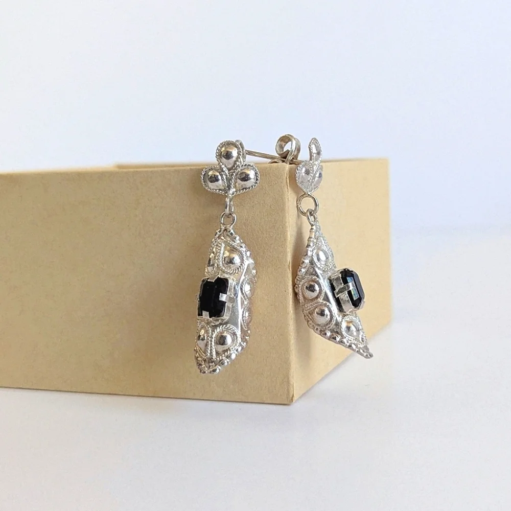 Heirloom Style Black Hematite Silver Dangle Earrings
